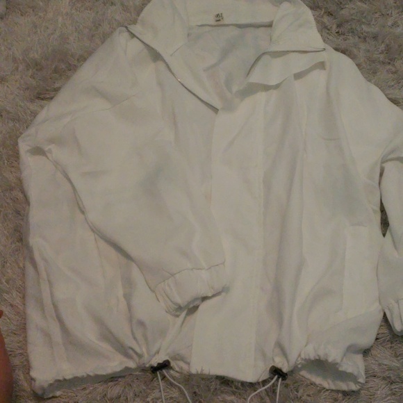 White jacket - Picture 2 of 7